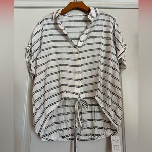 CUPSHE  Women’s Lightweight Striped Button-Up Size Large. NWT.  Beach coverup!